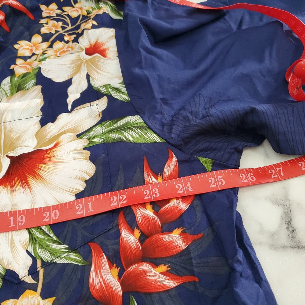 Men's Orchids Heliconia Hawaiian Shirt Side Border - Picture 8 of 10